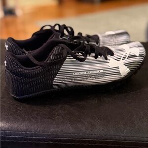 Under Armour Black and White Sprint shoes